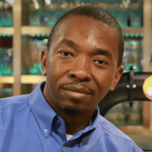 Damola Oshin